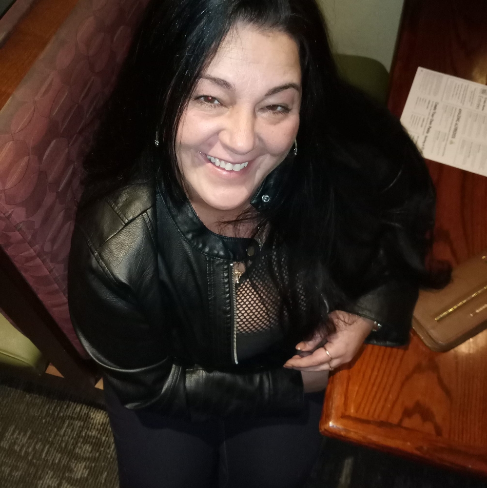 Meet your Posher, Pamela